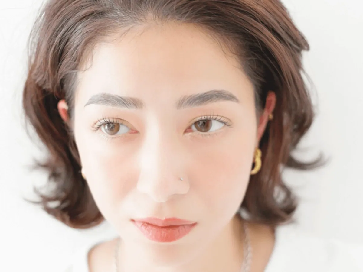 眉毛で顔は変わる。 1