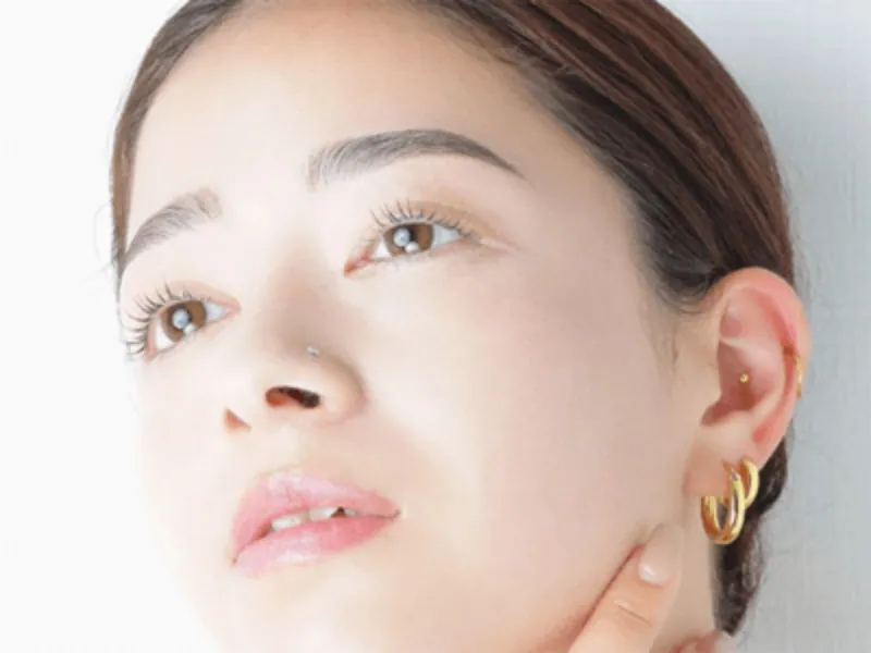 眉毛で顔は変わる。 2