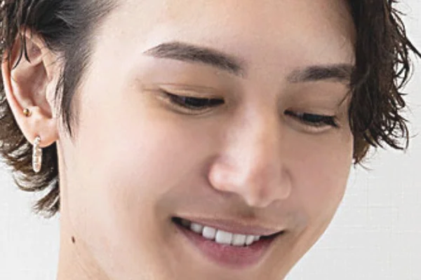 日本人の骨格を知り尽くしたアイブロウデザイナーの技術