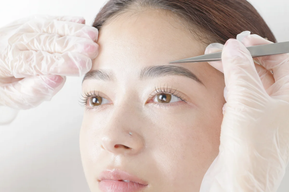 日本人の骨格を知り尽くしたアイブロウデザイナーの技術